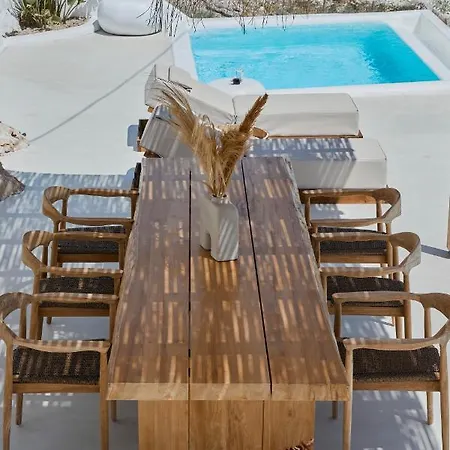 Bluewhite Suites & Villa Santorini Pýrgos Exterior foto