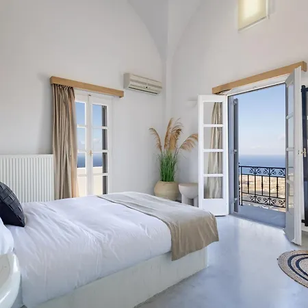 Bluewhite Suites & Villa Santorini Pýrgos Exterior foto