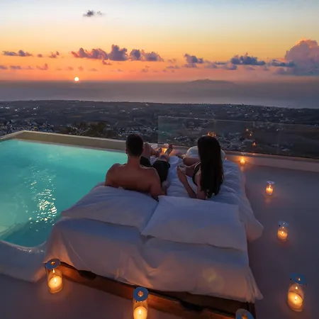 Bluewhite Suites & Villa Santorini Pýrgos Exterior foto